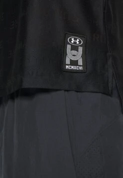 Under Armour Run Everywhere Singlet - Top - Black/Beta/Reflective 11 Under Armour Run Everywhere Singlet - Top - Black/Beta/Reflective -Under Armour Winkel 1bbb2f6fc96c4fd88801903955828e64