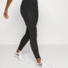 Under Armour Rush- Legging - Black/Iridescent