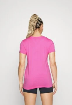 Under Armour Vintage Performance - T-Shirt Print - Pink Edge/White -Under Armour Winkel 29acd2ff89954b3fa99aab208878cc32