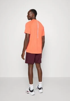 Under Armour Graphic- Korte Broeken - Dark Maroon/Beta -Under Armour Winkel 47edc708497e4830a8bee975be4fb45a