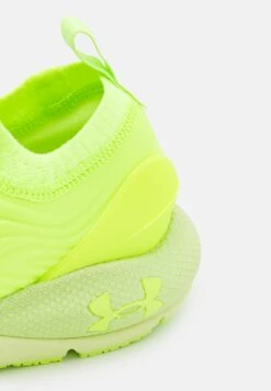 Under Armour Hovr Phantom- Hardloopschoenen Neutraal - Quirky Lime/Pale Olive -Under Armour Winkel 4b3fa0cba23a4fc1b913c01145f92195