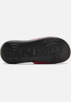 Under Armour Badslippers - Black -Under Armour Winkel 4fbf2d0dd40b45fd9bae1aea134c6964