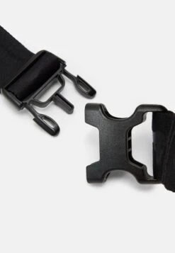 Under Armour Project Rock Waist Bag - Heuptas - Black/White -Under Armour Winkel 56dde8f1be604113a1b732685f36a511