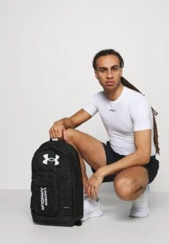 Under Armour Halftime - Rugzak - Black