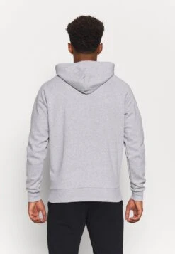 Under Armour Rival Hoodie - Hoodie - Mod Gray Light Heather -Under Armour Winkel 748911290d454335a351ca630cef1a15