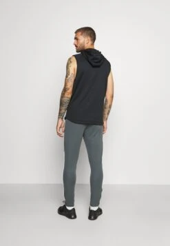 Under Armour Trainingsbroek - Pitch Gray -Under Armour Winkel b12d9e07123b47cba5c80f2b4107ae98