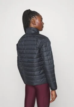 Under Armour Outdoorjas - Black/Jet Gray -Under Armour Winkel b26f2a94825141a58df5a05a62da48ba