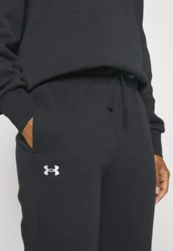 Under Armour Rival - Trainingsbroek - Black/White -Under Armour Winkel d06206cba0334164870b21773f08419b