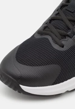 Under Armour Dynamic Select - Trainingsschoen - Black/White -Under Armour Winkel d4704001d04e4bea918b8ba5c5941a31