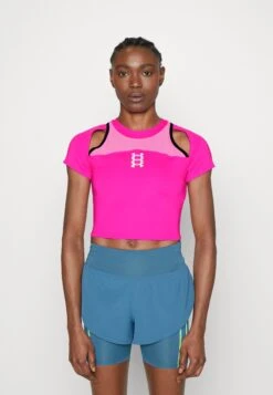 Under Armour Run Anywhere Crop - Sport T-Shirt - Rebel Pink/ Black