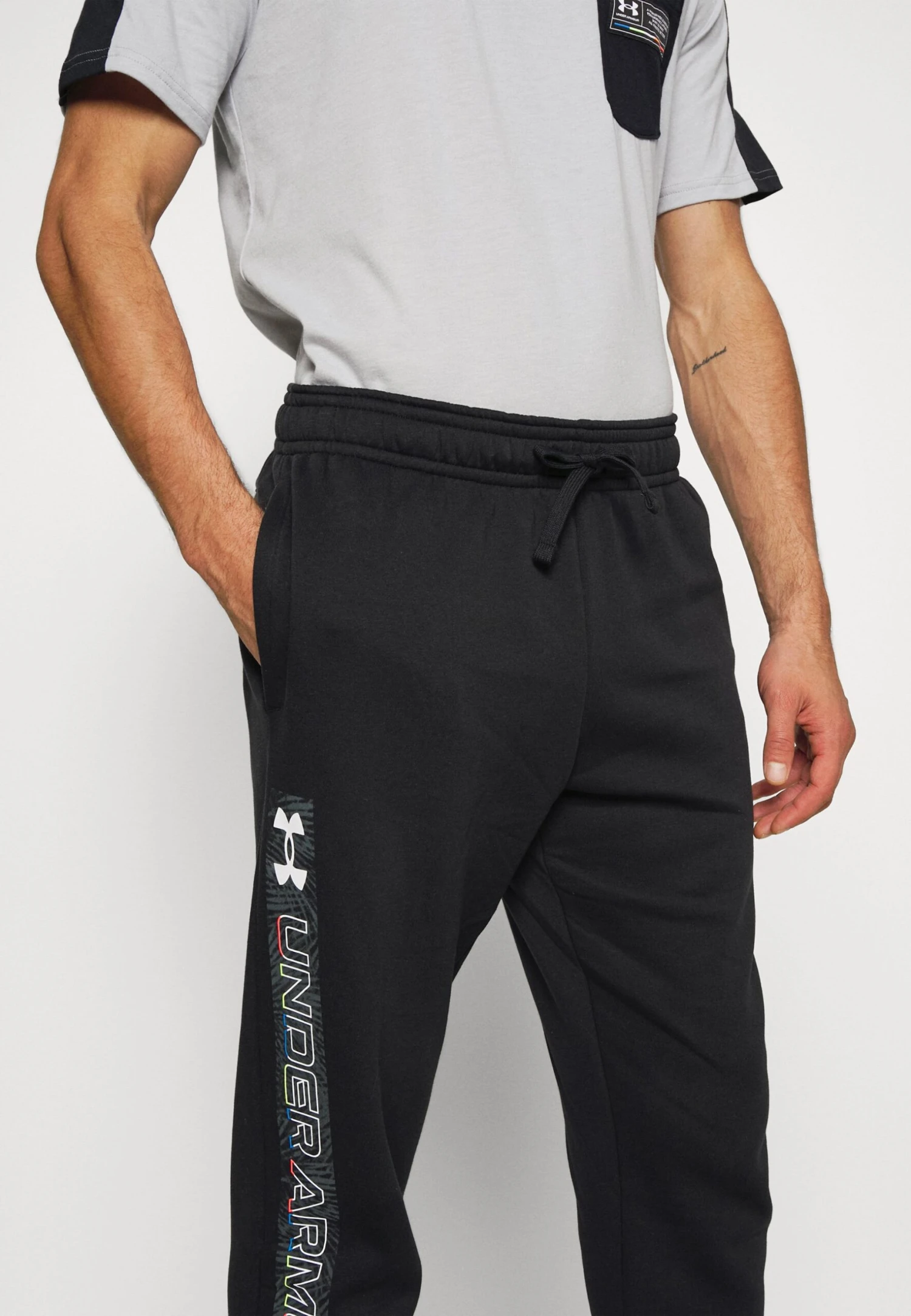 Under Armour Rival Graphic Jogger - Trainingsbroek - Black/White 5 Under Armour Rival Graphic Jogger - Trainingsbroek - Black/White - Afbeelding 5